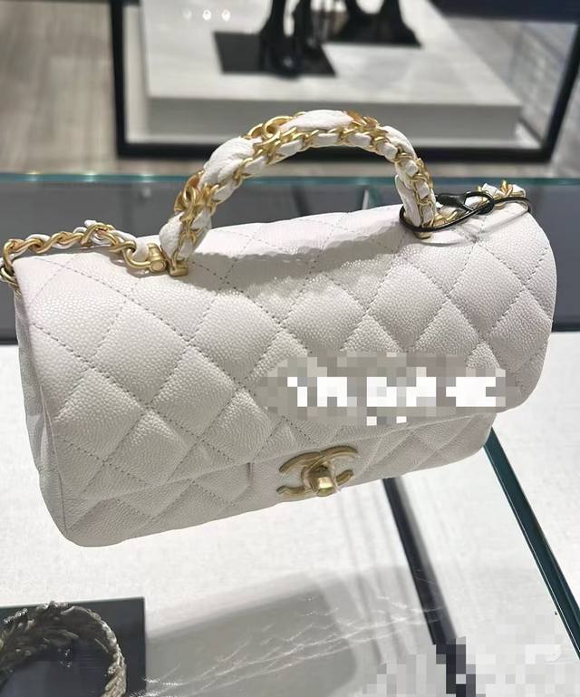 Small Large Cream White Exclusive Shipping Two sizes are available. Picture 5702