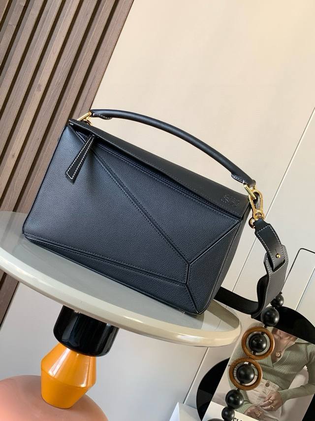 Geometric Bag 29cm Puzzle Handbag ~ Original imported lychee-grained cowhide. Th