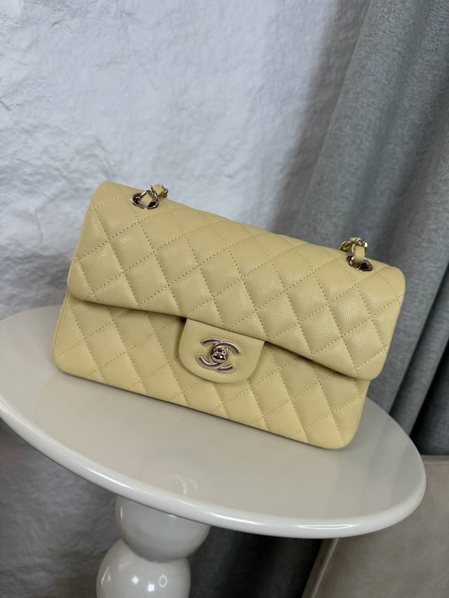 Upgraded version Full name: Classic Fla0 1117 Caviar Hardware: 24K electroplated