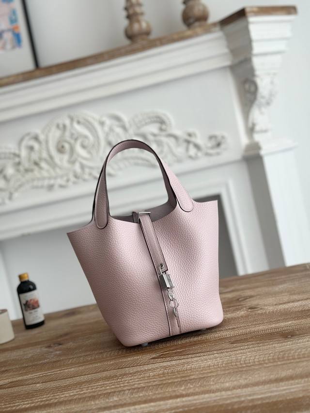 Picotin Vegetable Basket Color: 3Q pink, silver buckle Imported TC first layer c