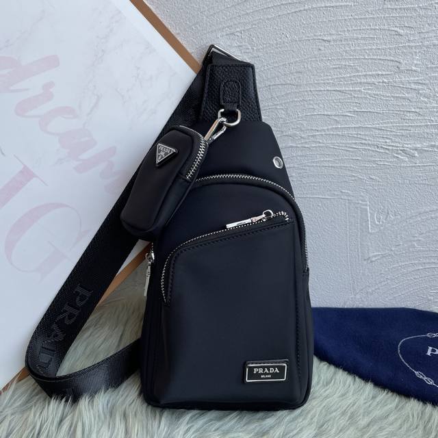 Prada's latest style, men's chest bag original quality made of imported nylon cl