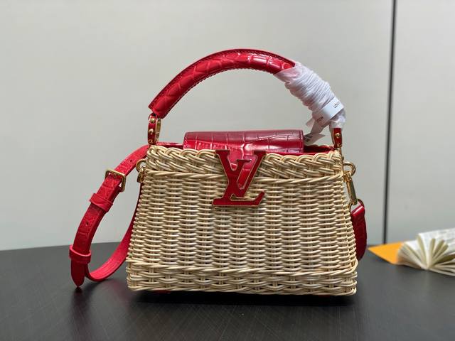 Top-grade original M88126 Red Woven Crocodile Print Cap Na Ying Style Capucines