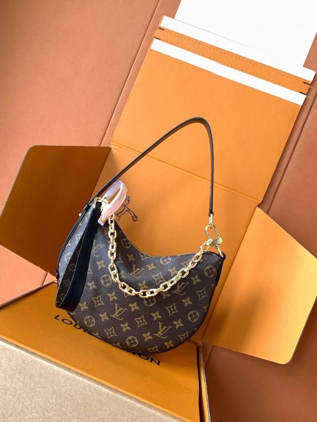 Special Mb163C Chip Edition M15056 Cookie Bb handbag is made of Monogram coated
