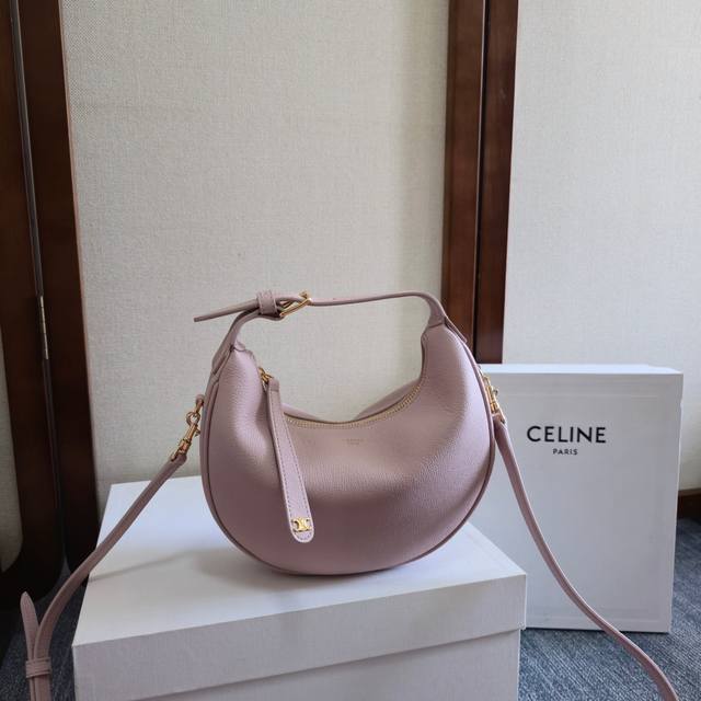 New arrival: Ce's new Lulu bag DDD. Ce's new Lulu bag is absolutely stunning! T