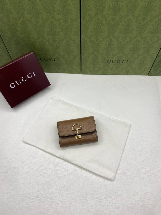 with red box packaging. Gucci continues the brand's rich heritage and deepens i