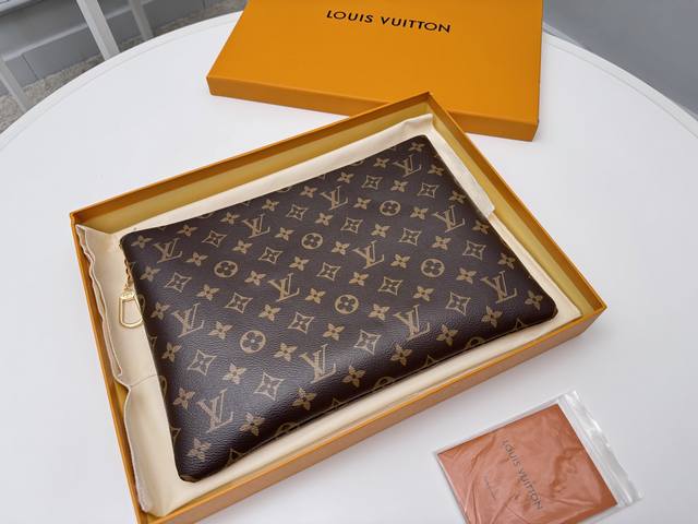 Top Original M13561 Neatly store precious documents in the new Pochette Cl