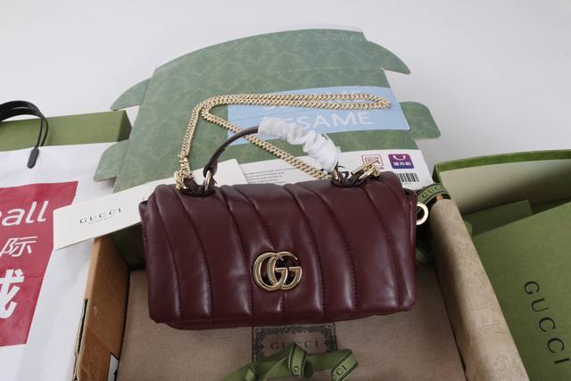 Price: Description: The Gg Collection handbag debuted on the Fall/Winter runway