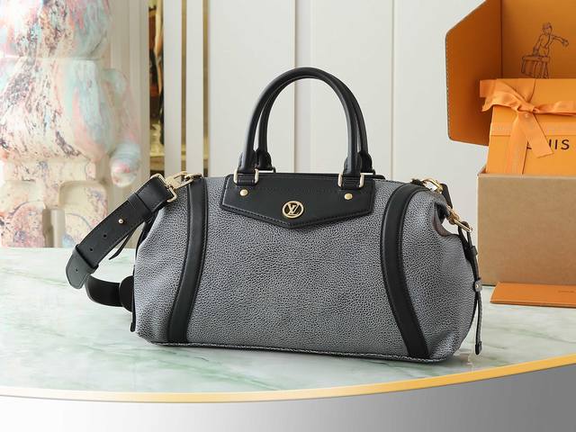 Top-quality original, original, and genuine product photos of the M14702 gray-b