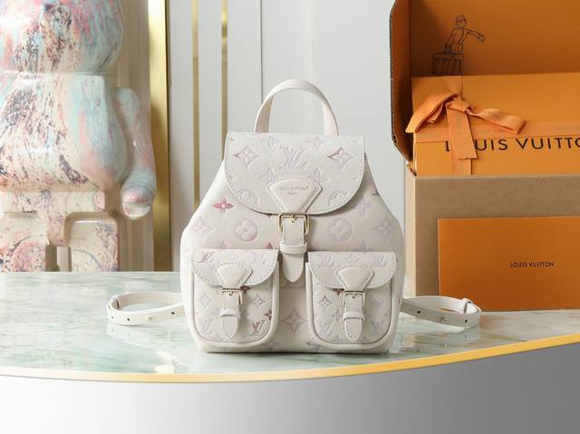 Top-quality original, original, and in-house photo: M15113 Beige Gradient Full L