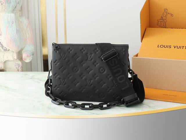 Top-quality original, original, and in-house photo. M11370 Black Leather Embosse