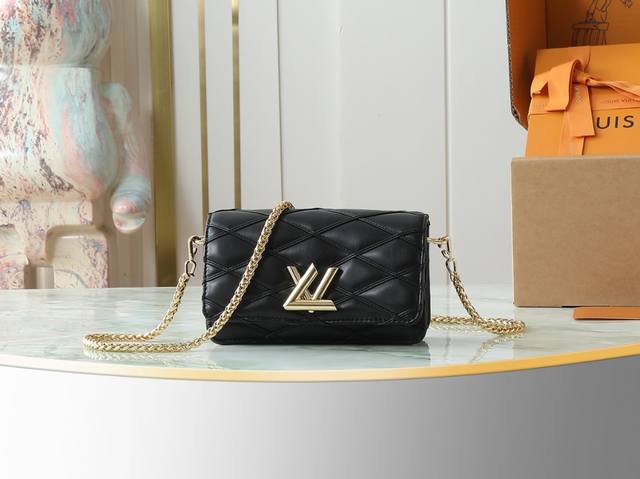 Top-quality original, original, and real-life photos of the Wallet On Chain Go-1
