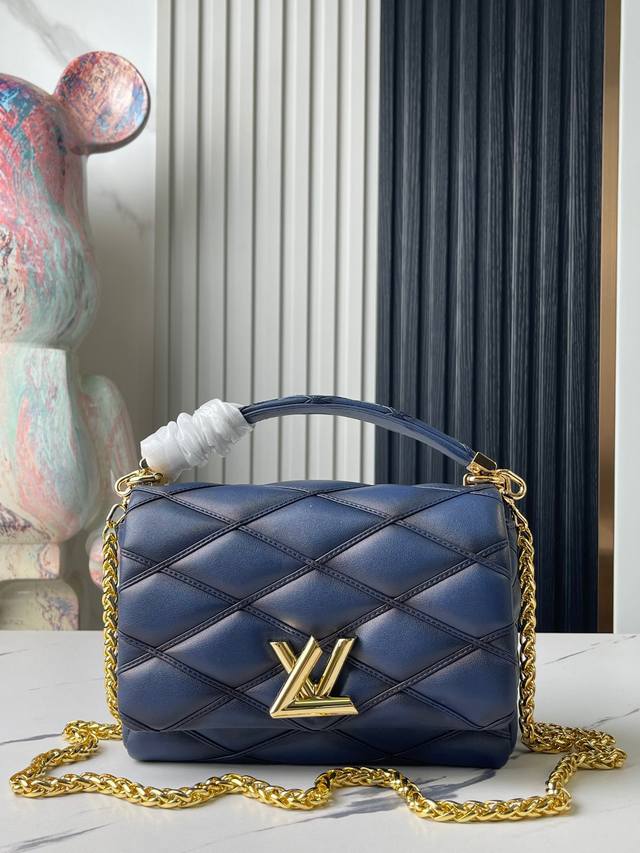 Top-quality original home photos M23682 M22891 Dark Blue All-Leather Diamond Qu