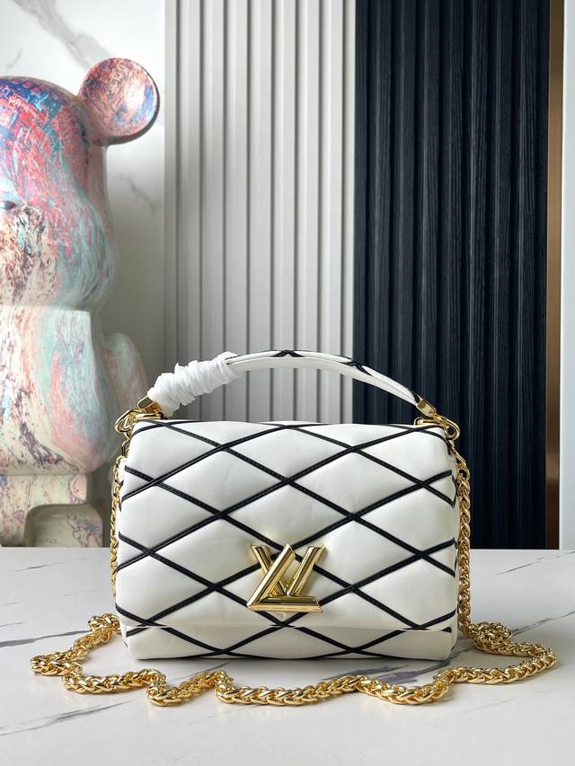 Top-quality original, original, and in-house photos. M22890 White full-leather