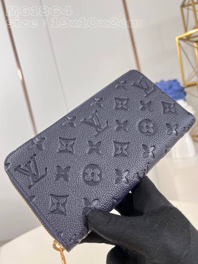 Top-quality original, original, and genuine product photos. M61864, dark blue em