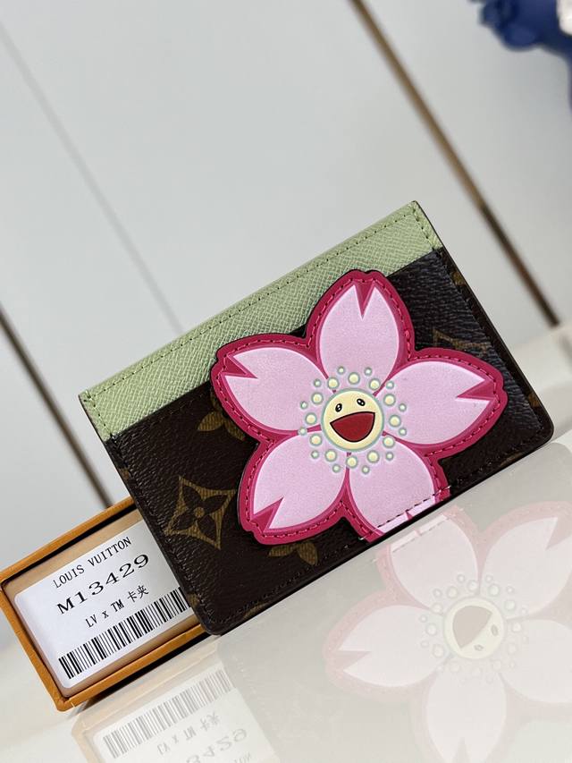 Top-grade original single M13429 This cardholder is crafted from classic Monogra