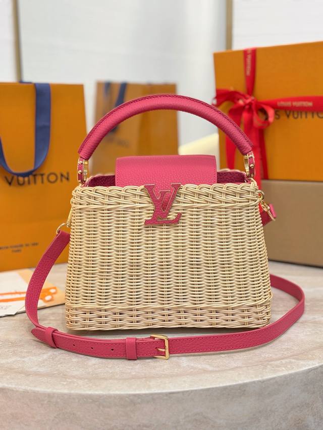 M26005 Small Rose Red This Capucines Bb bag evokes the brand's Picnic trunk, lau