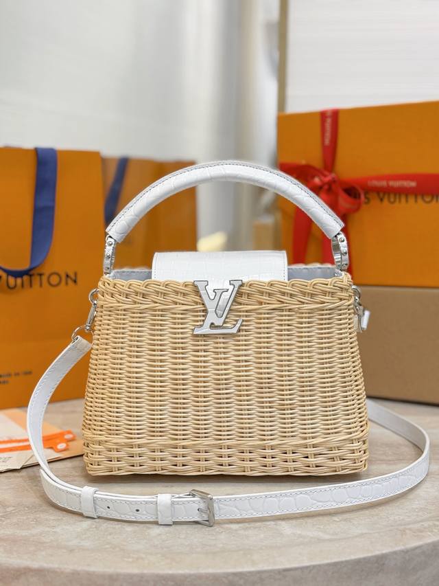 N88126 White Crocodile-Embroidered Woven Cap. Na Ying's Capucines Bb Handbag in