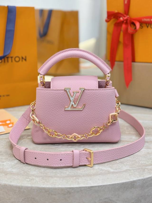 M14970 Pink Mini DDD. The Capucines collection, named after the Parisian street