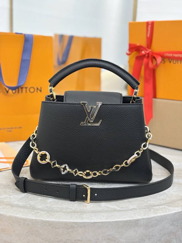 M14970 Black Small DDD. The Capucines collection, named after the Parisian stree