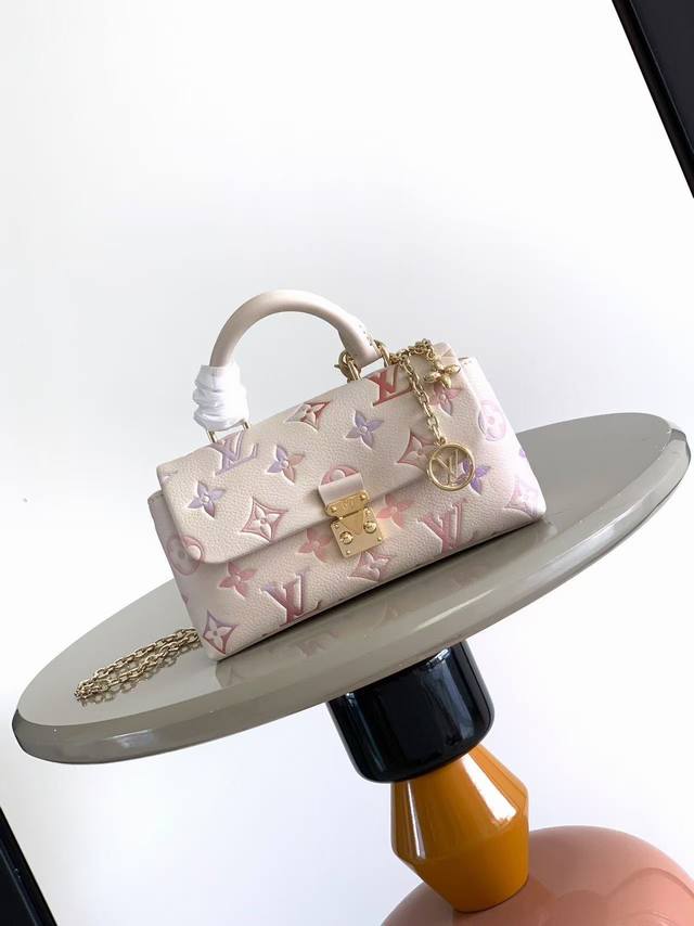 Premium Original M25596 M12144 This Nano Madeleine handbag, bathed in the dream