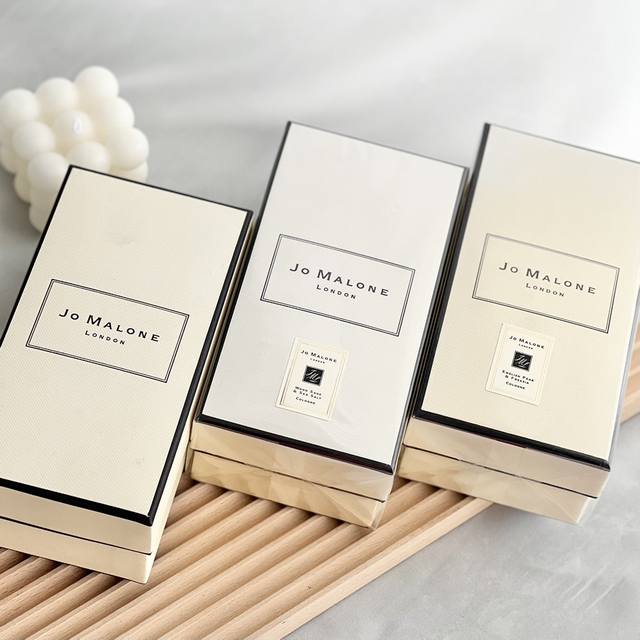 Original quality DDD, sourced from a special channel! Two of Jo Malone's most i