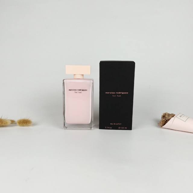 Original quality Actual photo Naxisu perfume pink Ml. The special thing about t