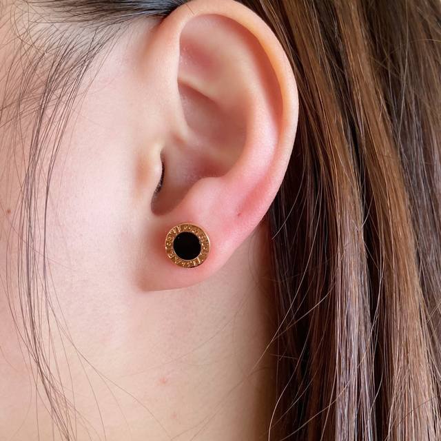 CNC matching, V gold plated with gold, popular Bulgari round cake earrings, orig