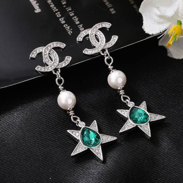 Little Chanel Chanel new earrings purchasing level one to one quality Chanel go