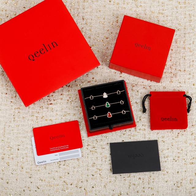 Green, white, red We produce the Kirin Wulu series bracelet Zp14950+, which can