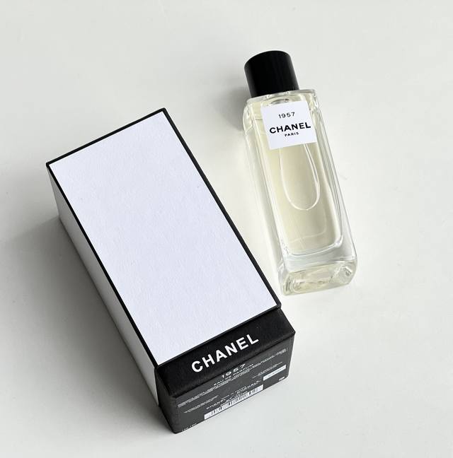 Original quality Cool! Sophisticated! Elegant and sassy! Spray it and you're Ch
