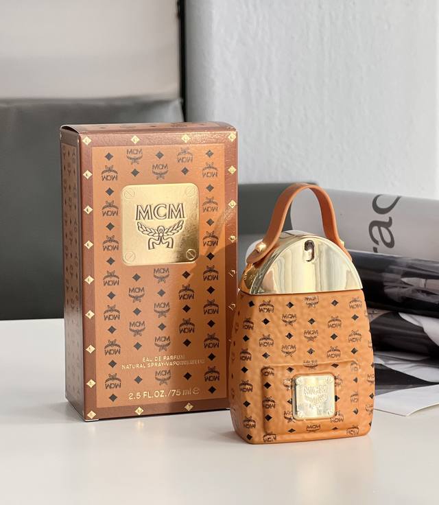 Original quality DDD. Beauty is the key. Mcm's first Stark backpack-shaped perf