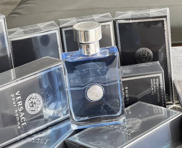 Original quality The famous Versace Pour Homme fragrance of the same name is so