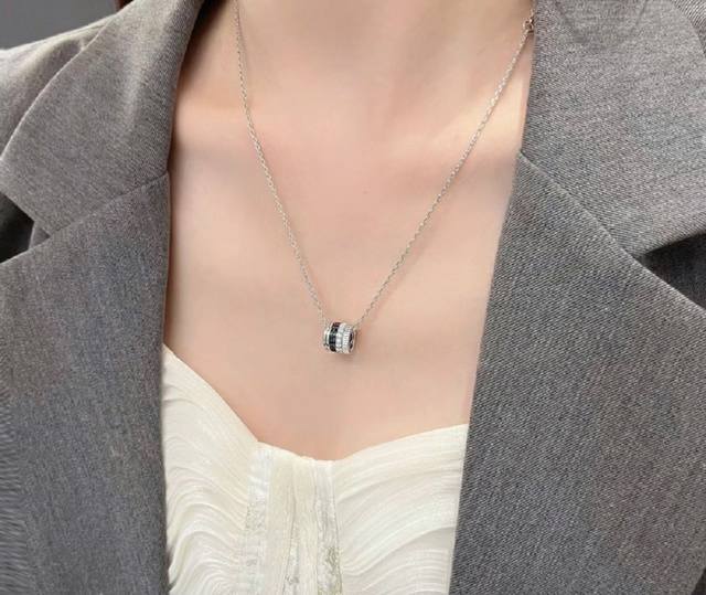 V gold-plated 5140300 Boucheron black ceramic necklace, Boucheron classic Quatre