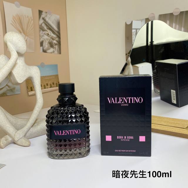 Valentino Uomo Born In Roma Intense, 100ml DDD. 1:1 quality. Valentino Uomo Born