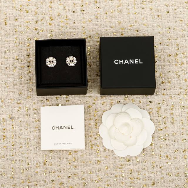 We produce Zp6110! Large quantities available, please consult us. Chanel Heart