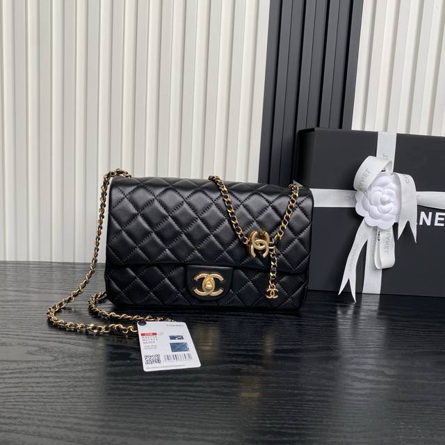 Chanel25B Stunning Double C Buckle Cf Series As5756 Lambskin with gold metal cha