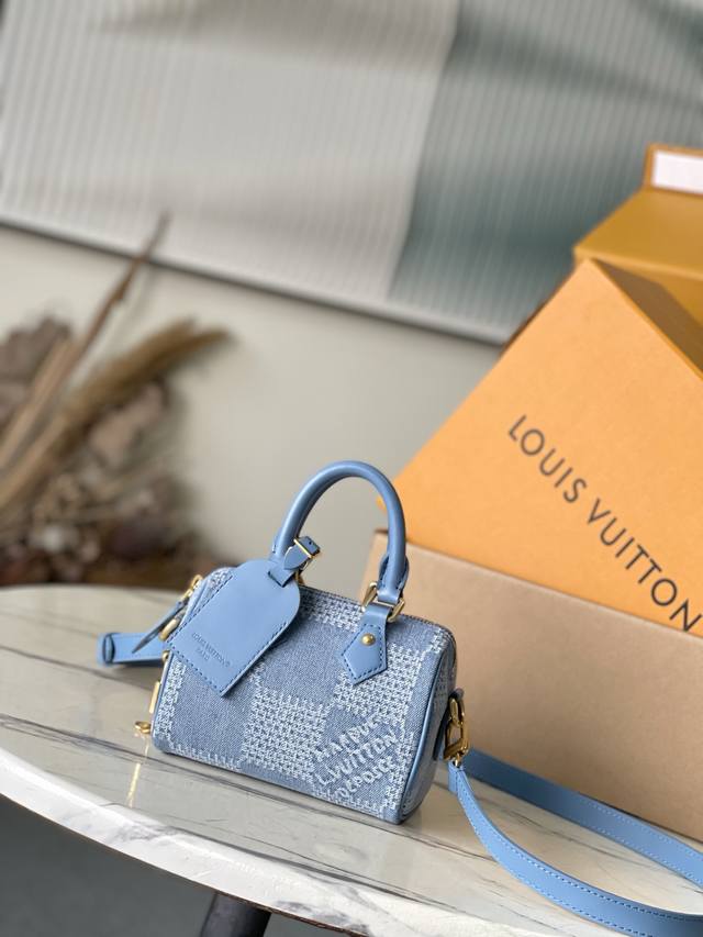 Top Original Single N00208 This Speedy 18 Bandouliere handbag is crafted from Da