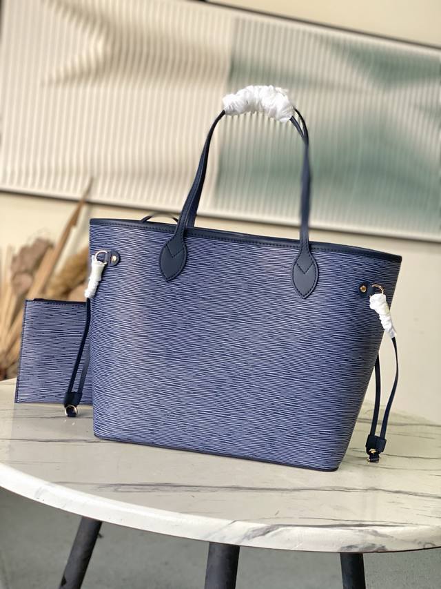 Top-Grain Leather Original M14856 11930 Blue and White This Neverfull Mm bag, en