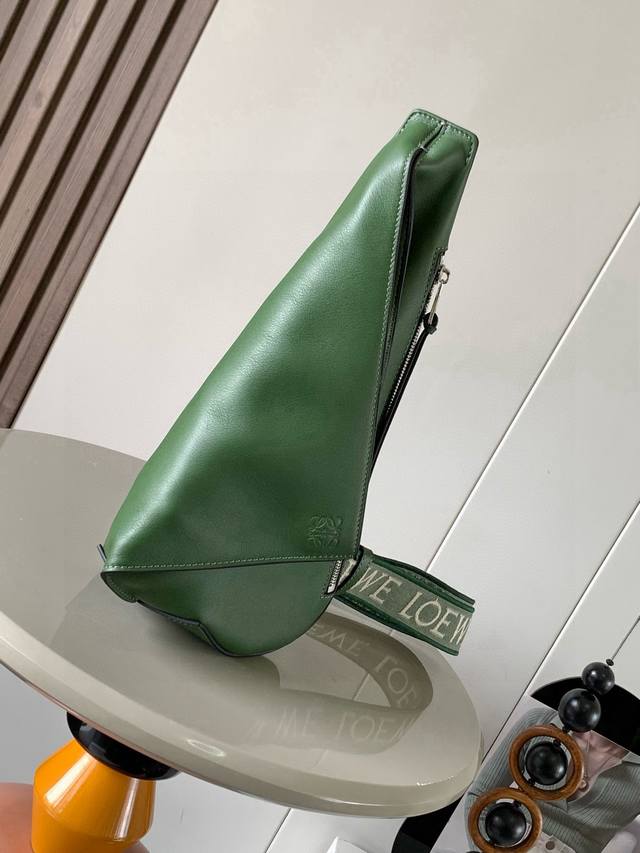 Men's crossbody bag chest bag Soft and smooth cowhide and jacquard fabric Anton