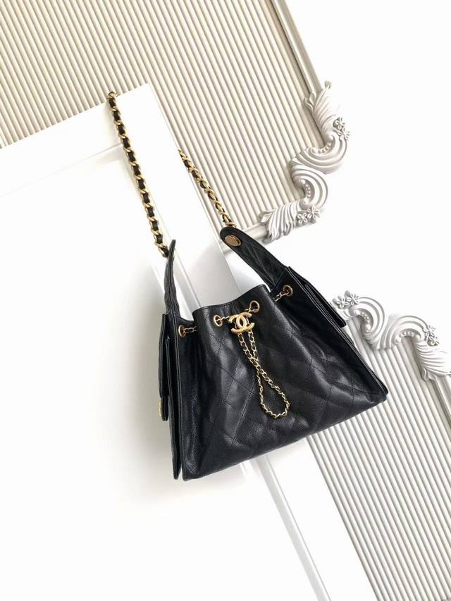 As5293 Another Chanel 25 model named after a year, the 25C ball-grain leather hi
