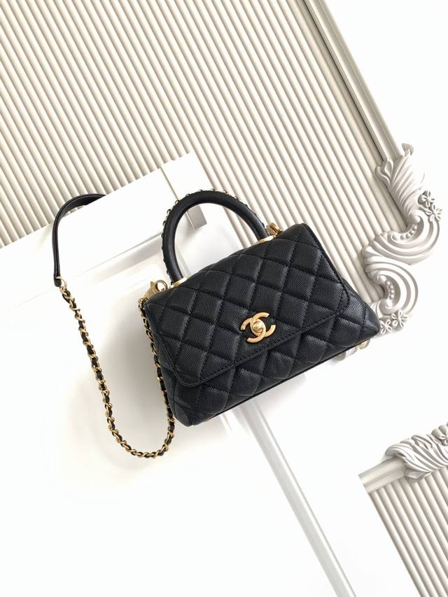 Chane1 Model 2215 Flap Handbag This season's spicy chicken is really nice. The C