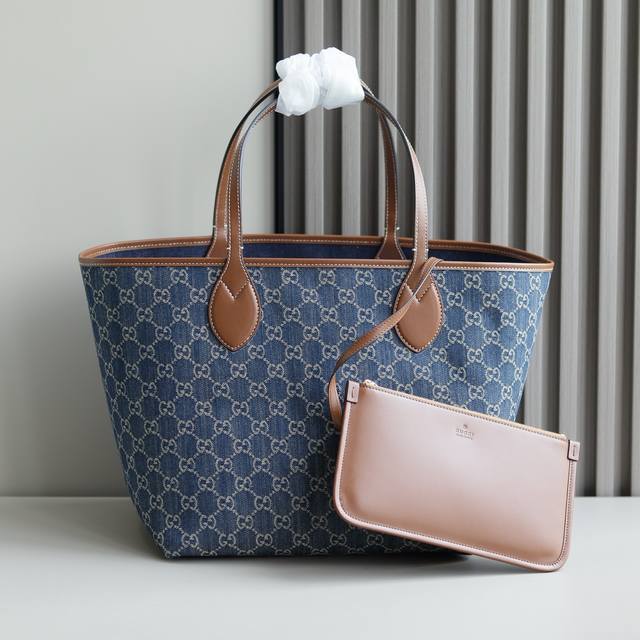 The new Gu Totissima collection combines the word "Tote" with "Issima," the Ita