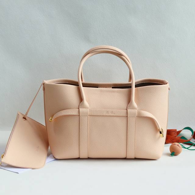 Loro Piana Ghiera Shopper Small Shopping Bag. Crafted from grained leather, this