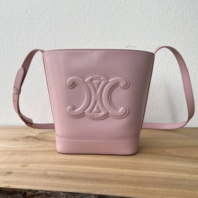 Top-quality, original, medium-sized C-brand new product ~ New spring/summer Cuir