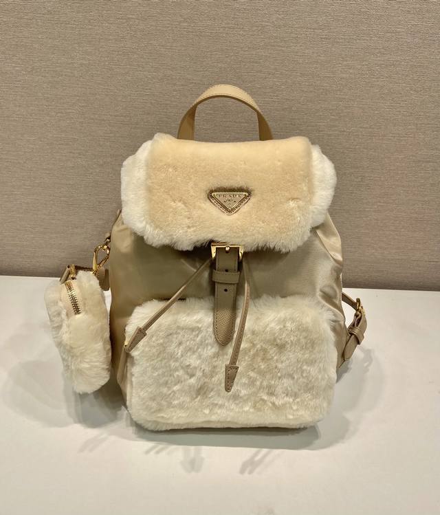 Premium Original Wool Backpack 1Bz074 This modern design combines wool and impo
