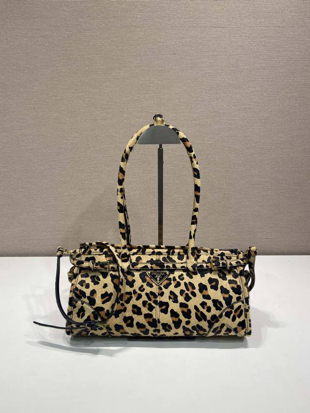 Comes with Lussolf printed leopard print 1Ba426 This handbag and messenger bag
