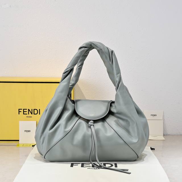 Large size already shipped, in stock, actual photos, model 002Fend! The Spy larg