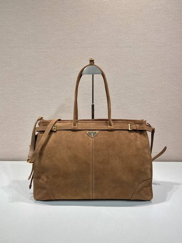 Premium original factory packaging with Lussolf suede 1Ba439 extra large This h