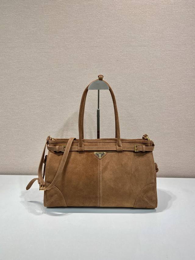 Premium original factory packaging with Lussolf suede 1Ba433 Large This handbag