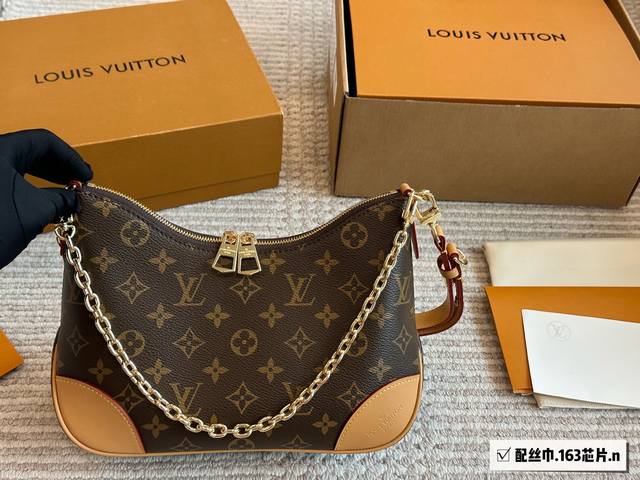 Chip version with original silk scarf Size: 29*16Cm L's antique croissant bag V
